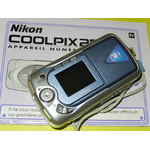 NIKON COOLPIX 2500 2MP ZOOM 3X ET SON CHARGEUR NIKON MH-60