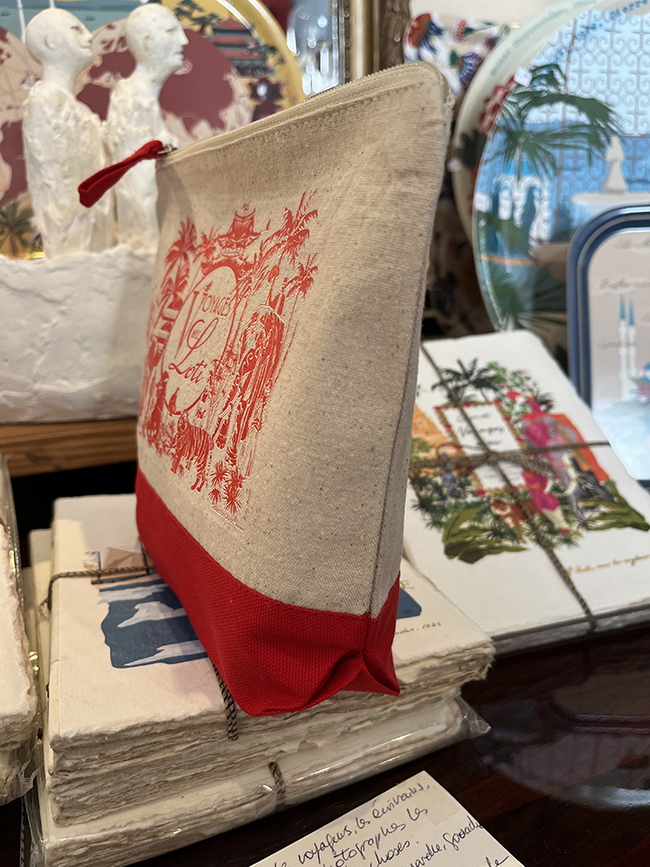 pochette loti rouge soufflet