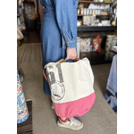 sac rose porté
