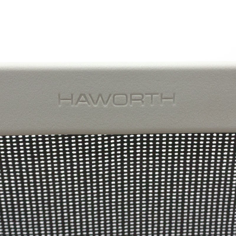 haworth-comforto-89-zody-noir-4d-gros plan logo dos