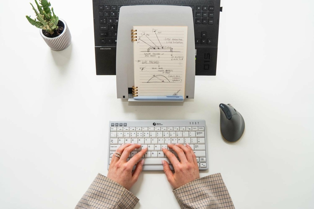 bneq330c-ergo-q-330-circular