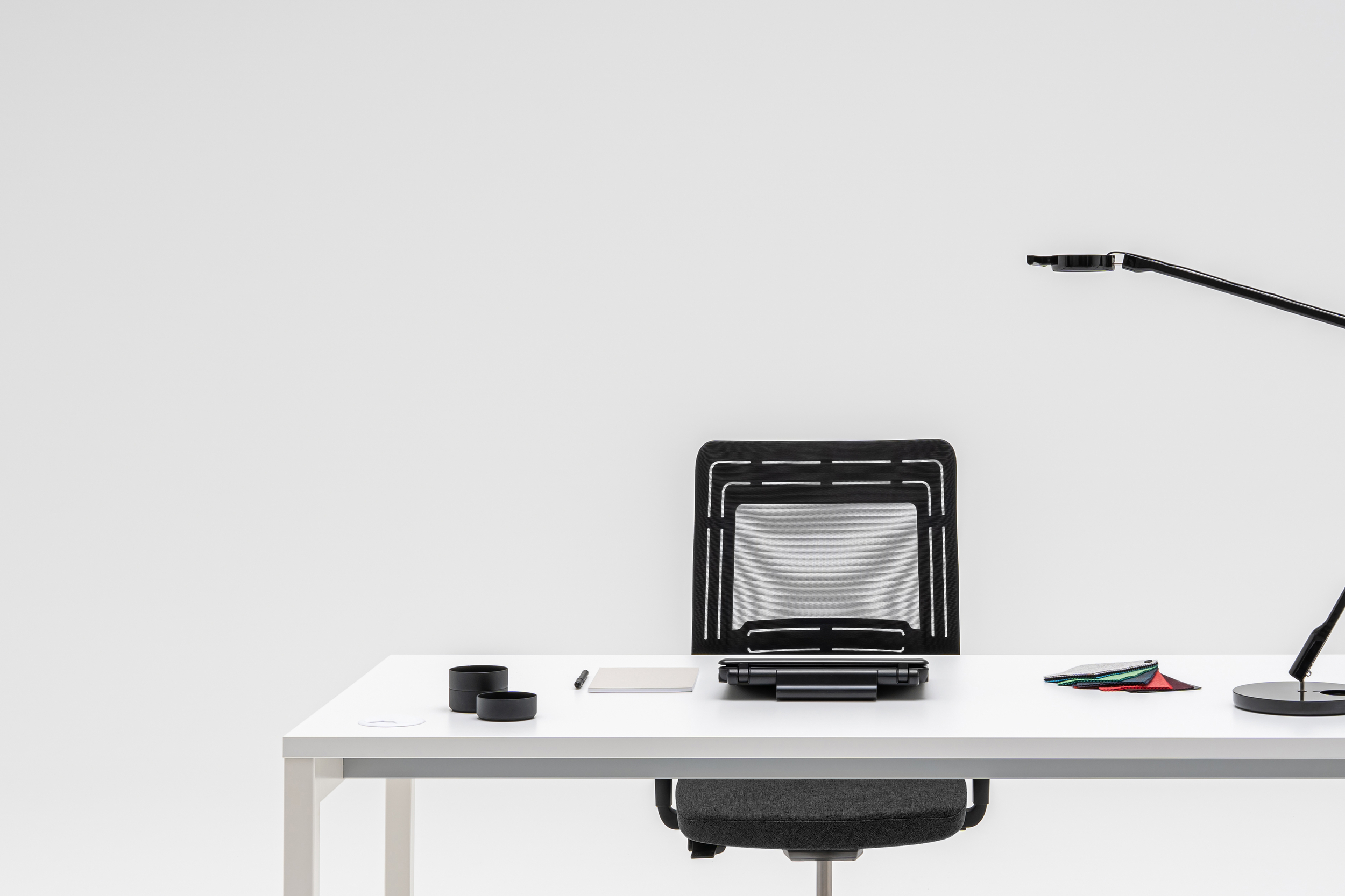 operative range OGI Y height adjustable desk mdd (12)