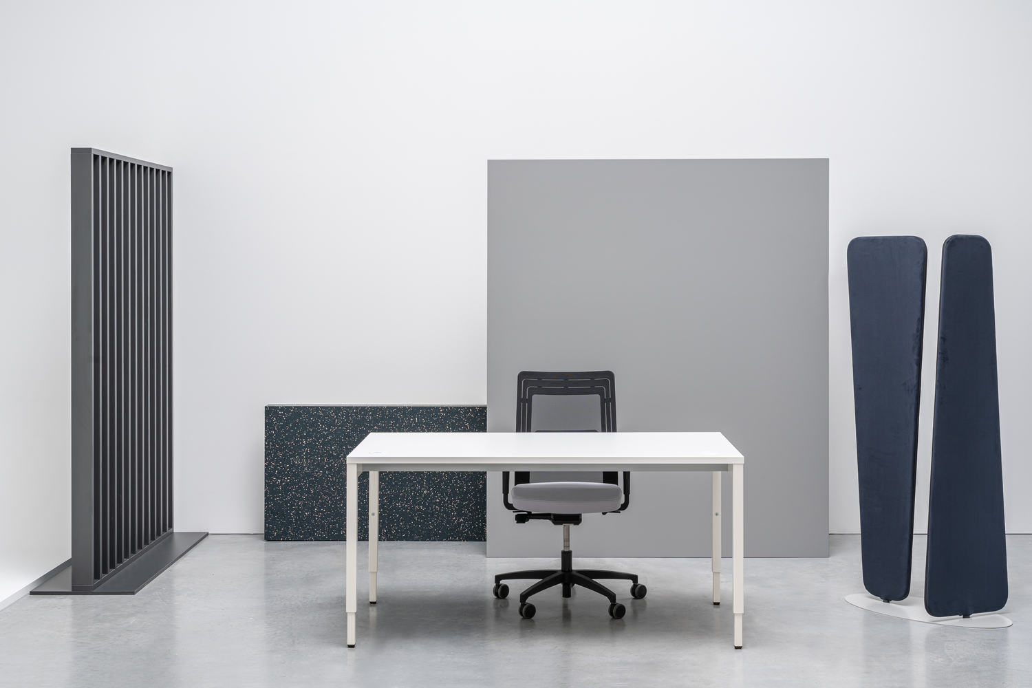 operative ranges ogi y with height adjustable desk (2)