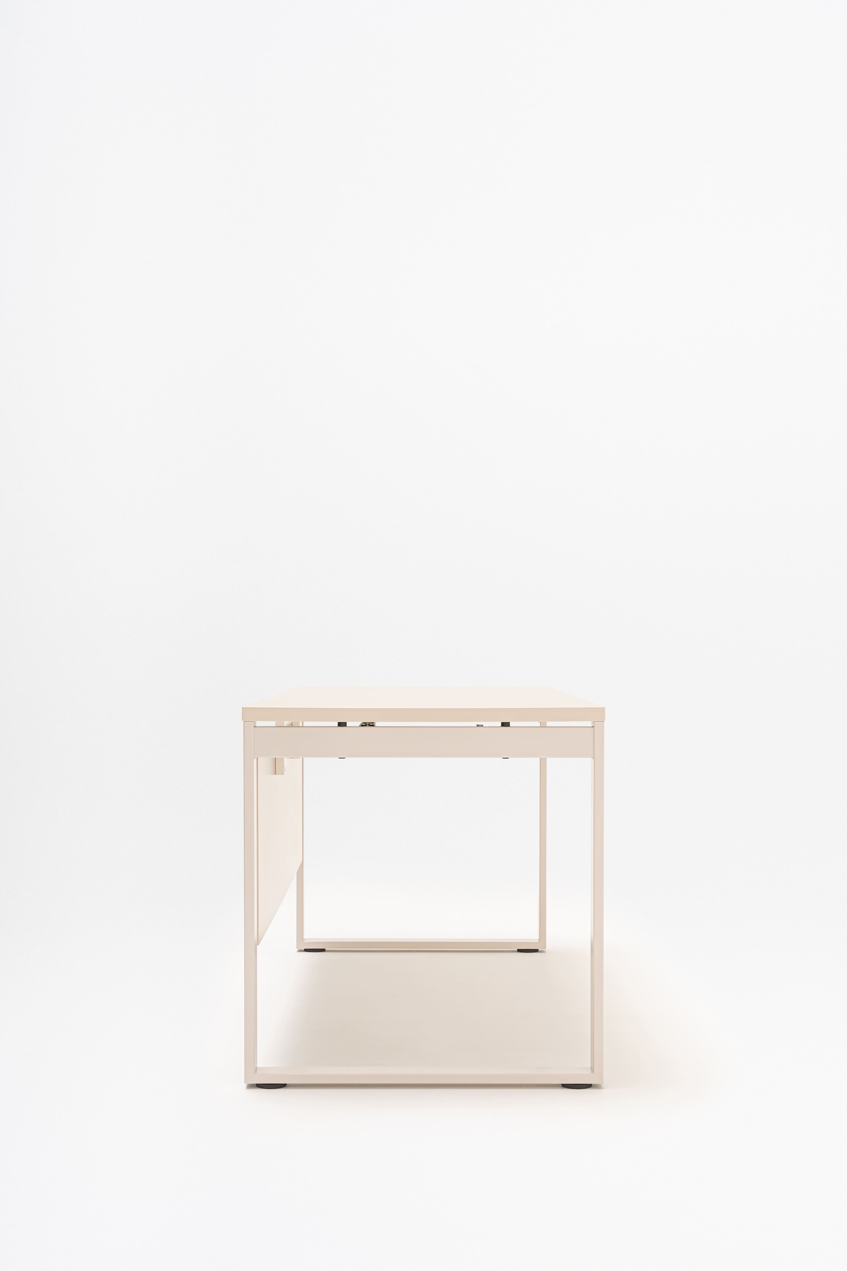 desk ogi q 174 beige ral0608005 (6)