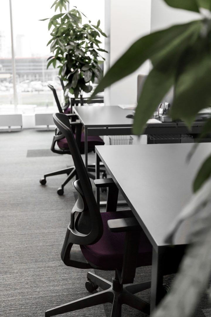 OGI Q BENCH ANTHRACITE  RAL7043