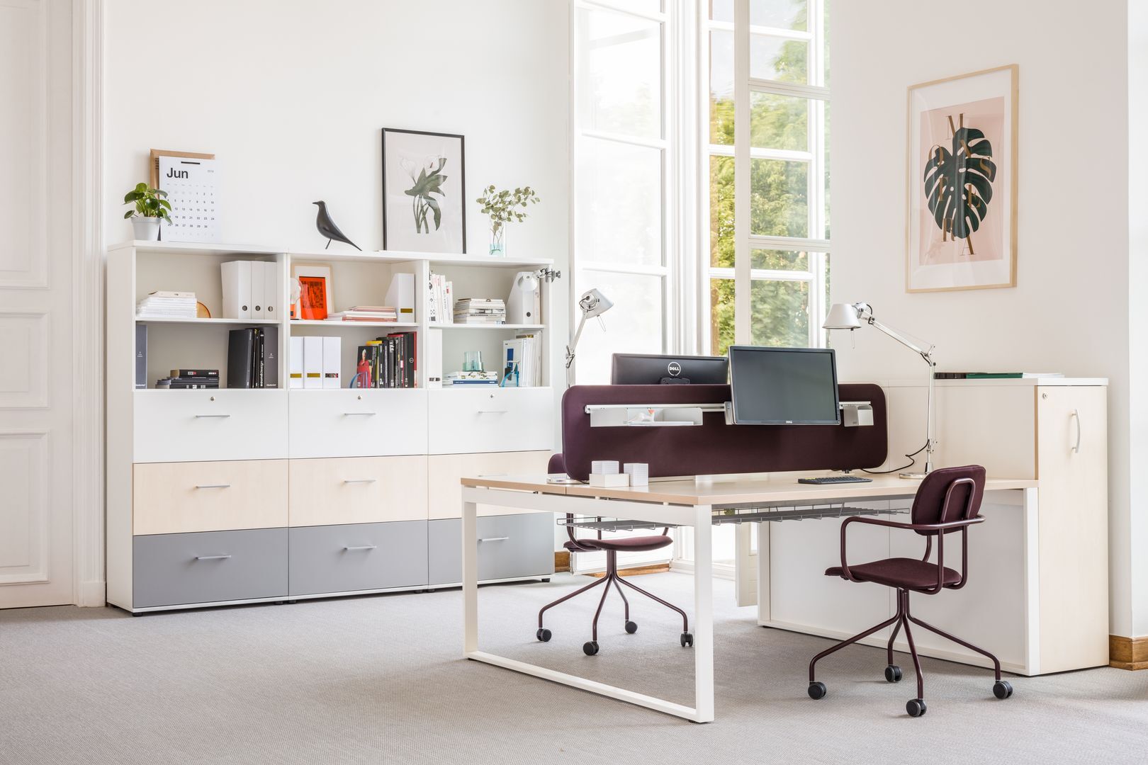 workstation-desk-mdd-2-1-ogi-q-bench-polar-birch-ral-9010-screen-sonic-ogi