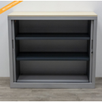 Armoire rideaux avec top basse