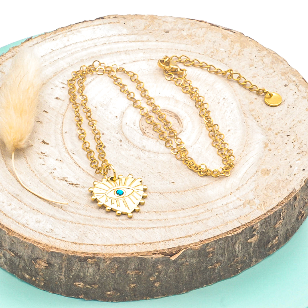 02082023-0914Collier summer coeur oeil protecteur