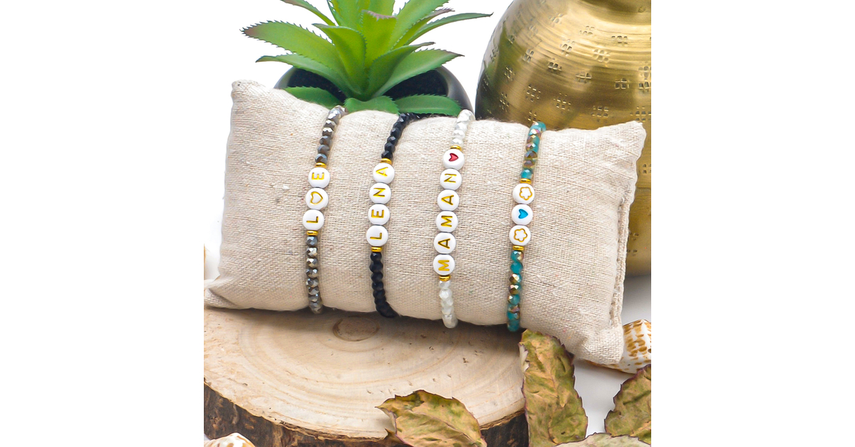 Bracelet perles dorées antique - Tendances Du Monde Bracelet perles dorées antique - Tendances Du Monde