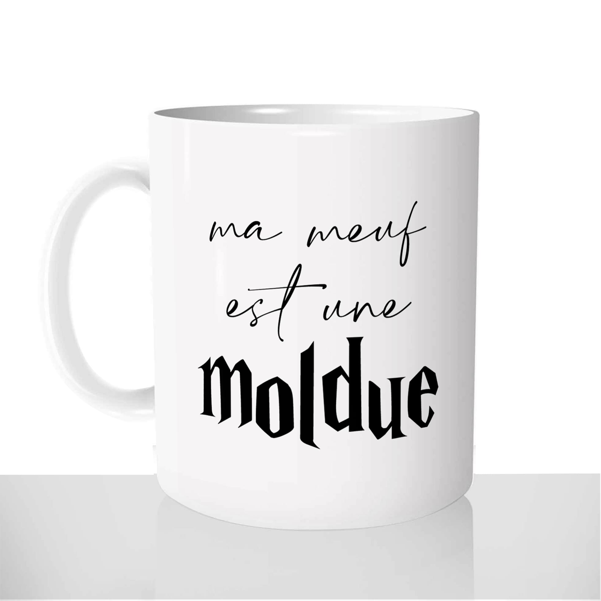 mug-blanc-brillant-personnalisé-offrir-ma-meuf-est-une-moldue-sorcier-couple-fan-potter-personnalisable-idée-cadeau-original