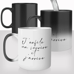 mug-tasse-magique-thermique-thermoreactif-personnalisé-personnalisable-j'enfile-un-sourire-et-j'arrive-rire-content-idée-cadeau-original-café-thé