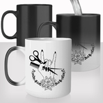 mug-magique-tasse-thermoréactive-coiffeuse-salon-de-coiffure-bts-cap-fleurs-peigne-ciseaux-de-coiffeur-ecole-cadeau