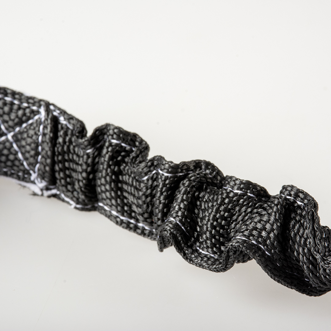 Tug n play balle noir-jouet pour chien1