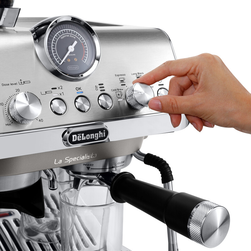 Delonghi Rivelia FEB4455.B - Avec option latte - Machine à café à grain -  jumca