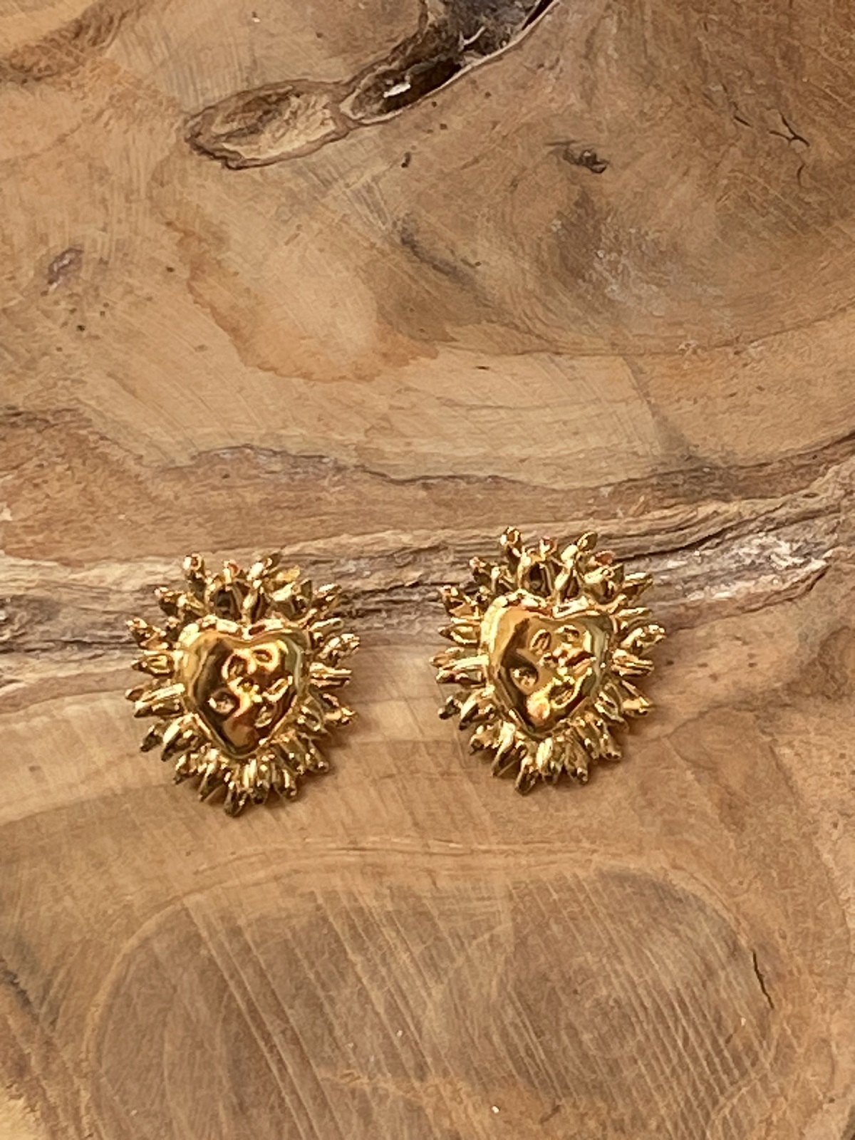 BOUCLES DOREILLES COEURS SACRES 1
