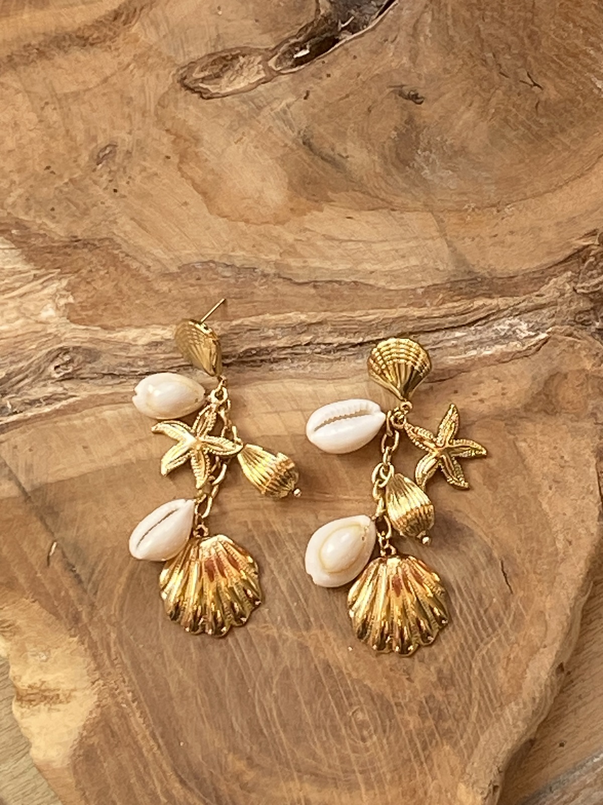 BOUCLES DOREILLES COQUILLAGES