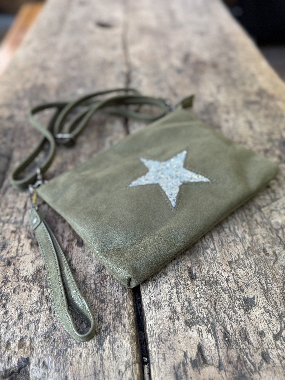 POCHETTE ETOILE KAKI 4