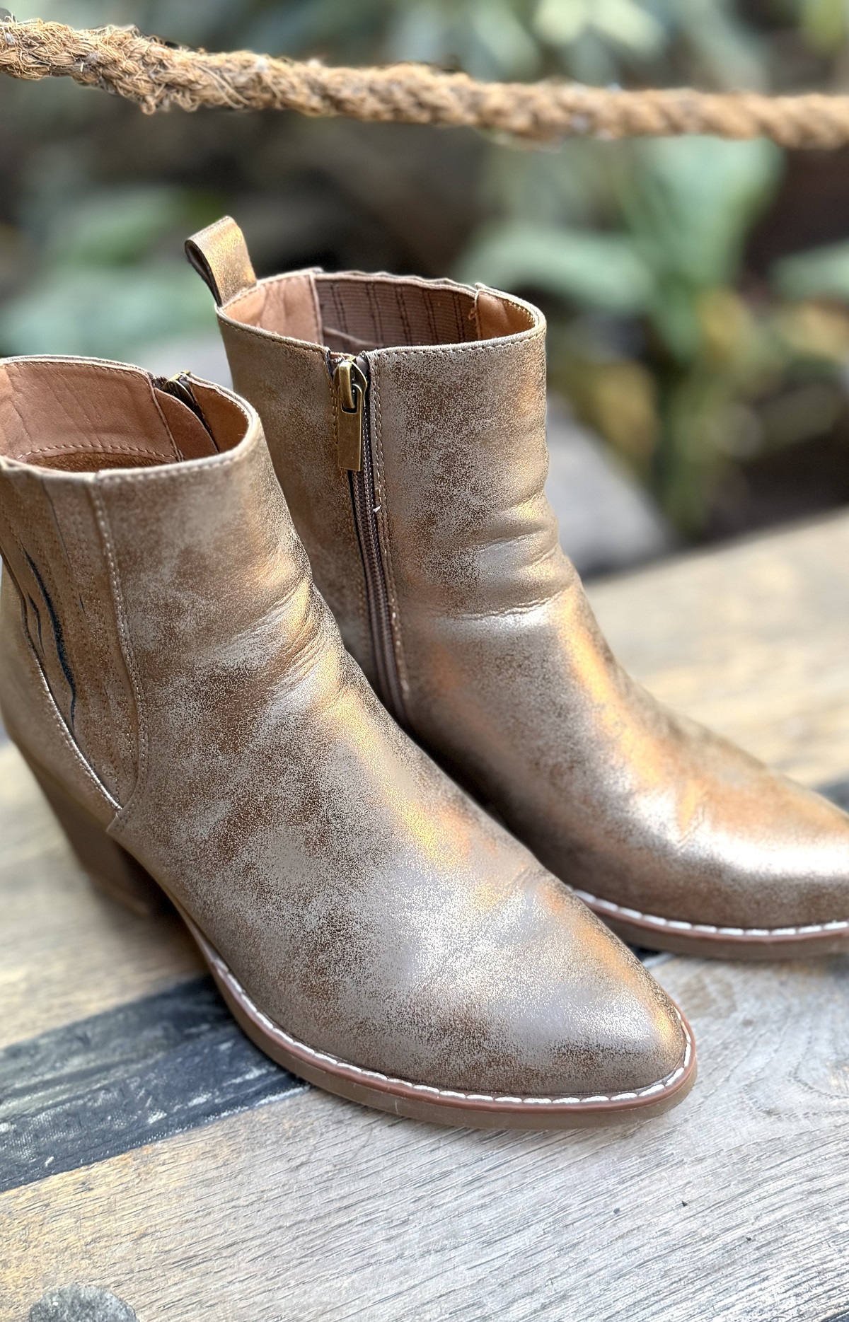 BOTTINES BRONZE 6