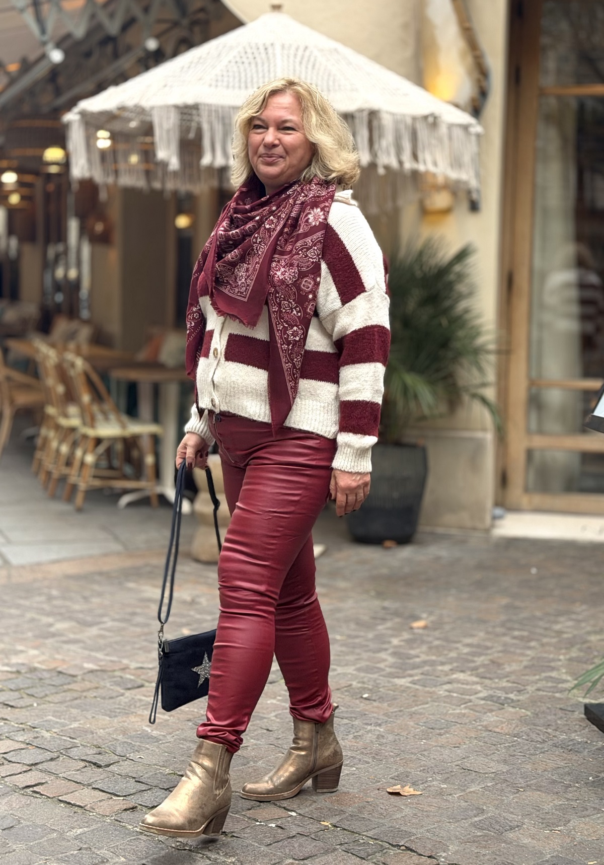 ECHARPE BORDEAUX 1