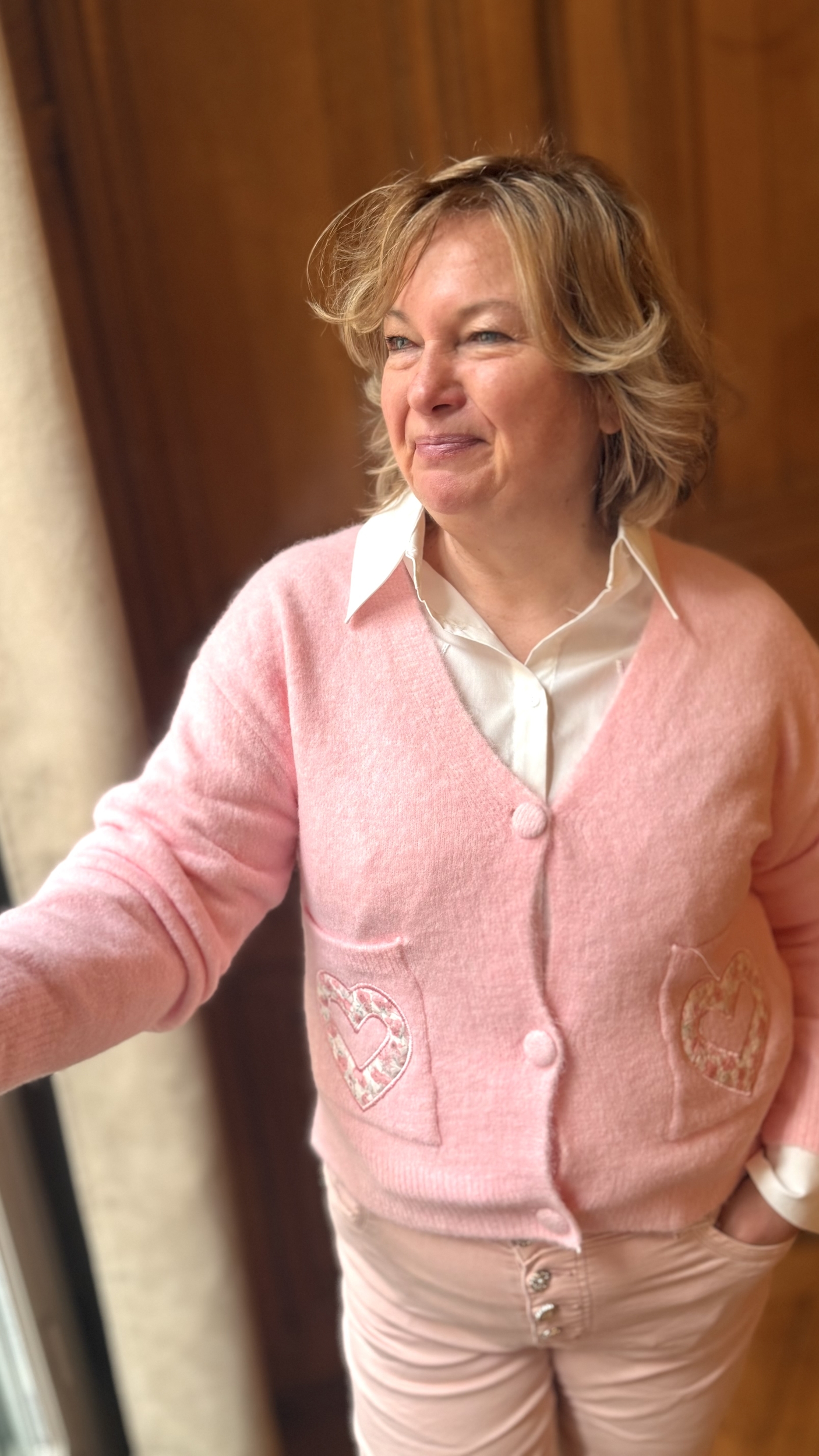 Gilet poches coeurs rose 4