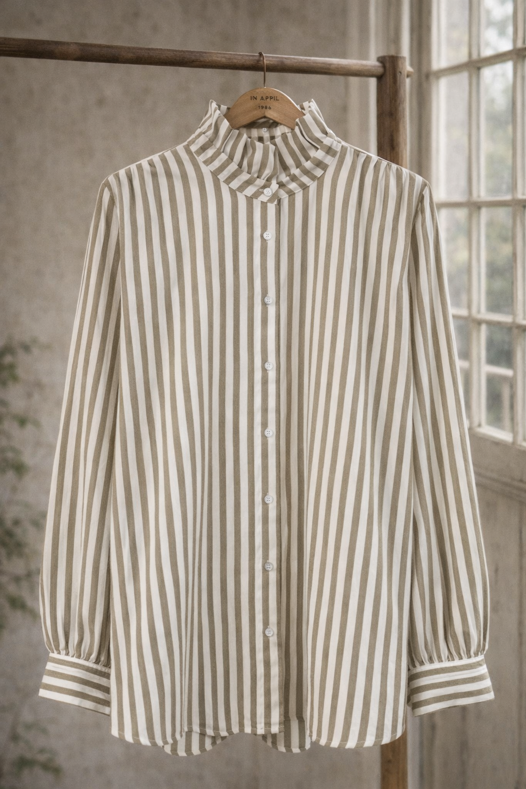 Chemise Elegance Raye kaki et blanc In April 1986