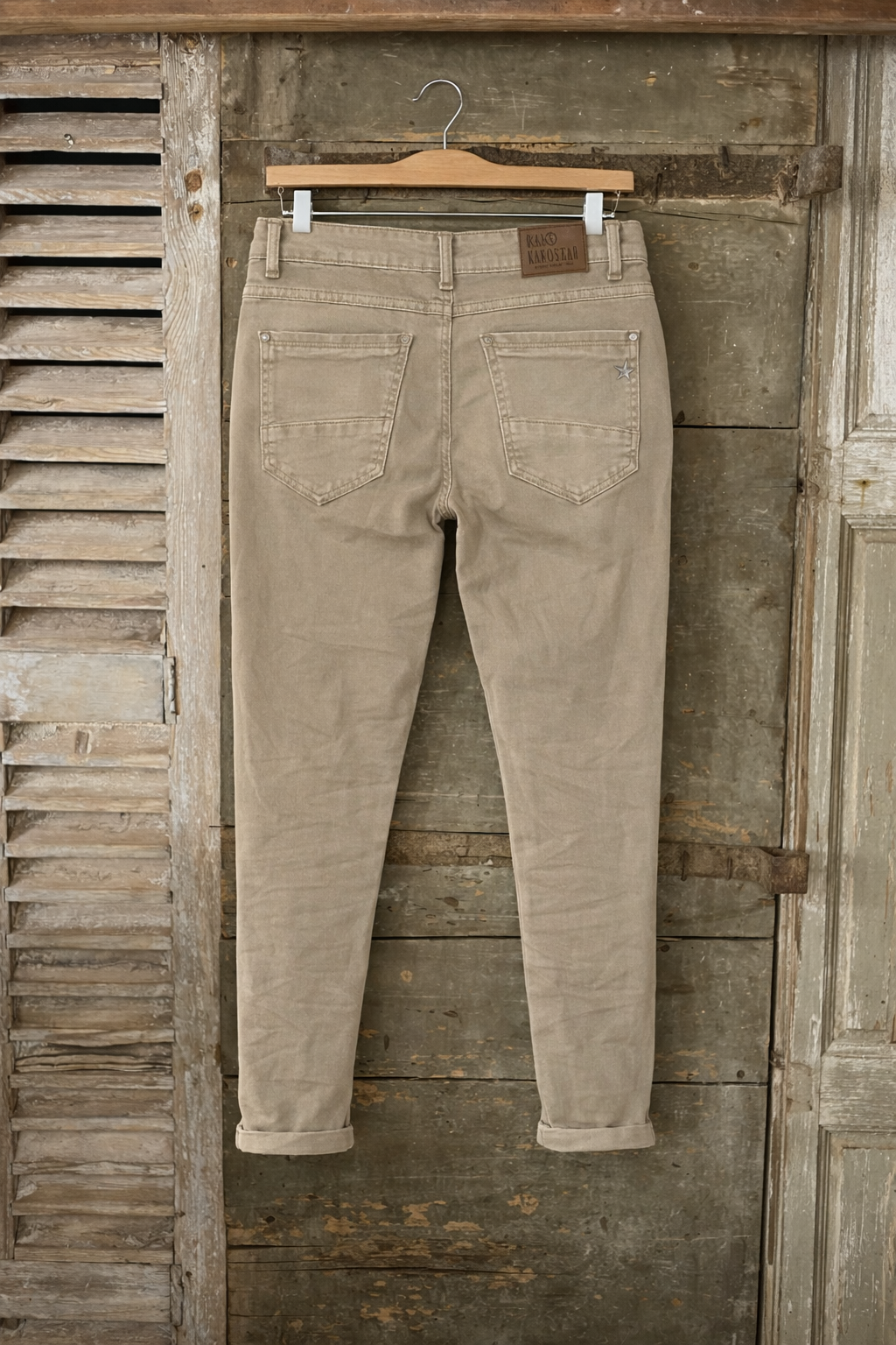 PANTALON BOUTONS BIJOUX KAROSTAR BEIGE 6