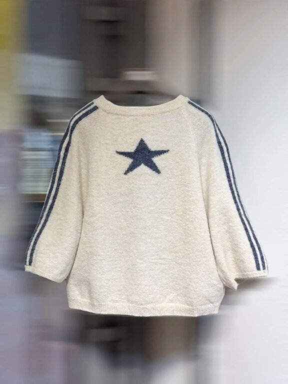 pull-etoile-ecru-et-bleu-2