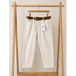 pantalon-mum-fit-ecru-ceinture-taupe