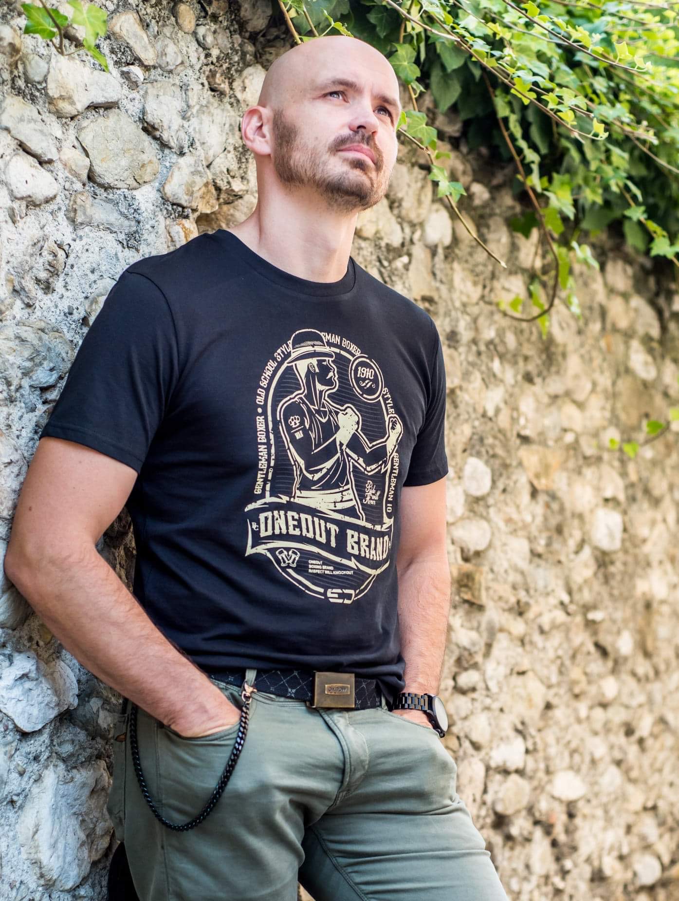 ONEOUT BRAND