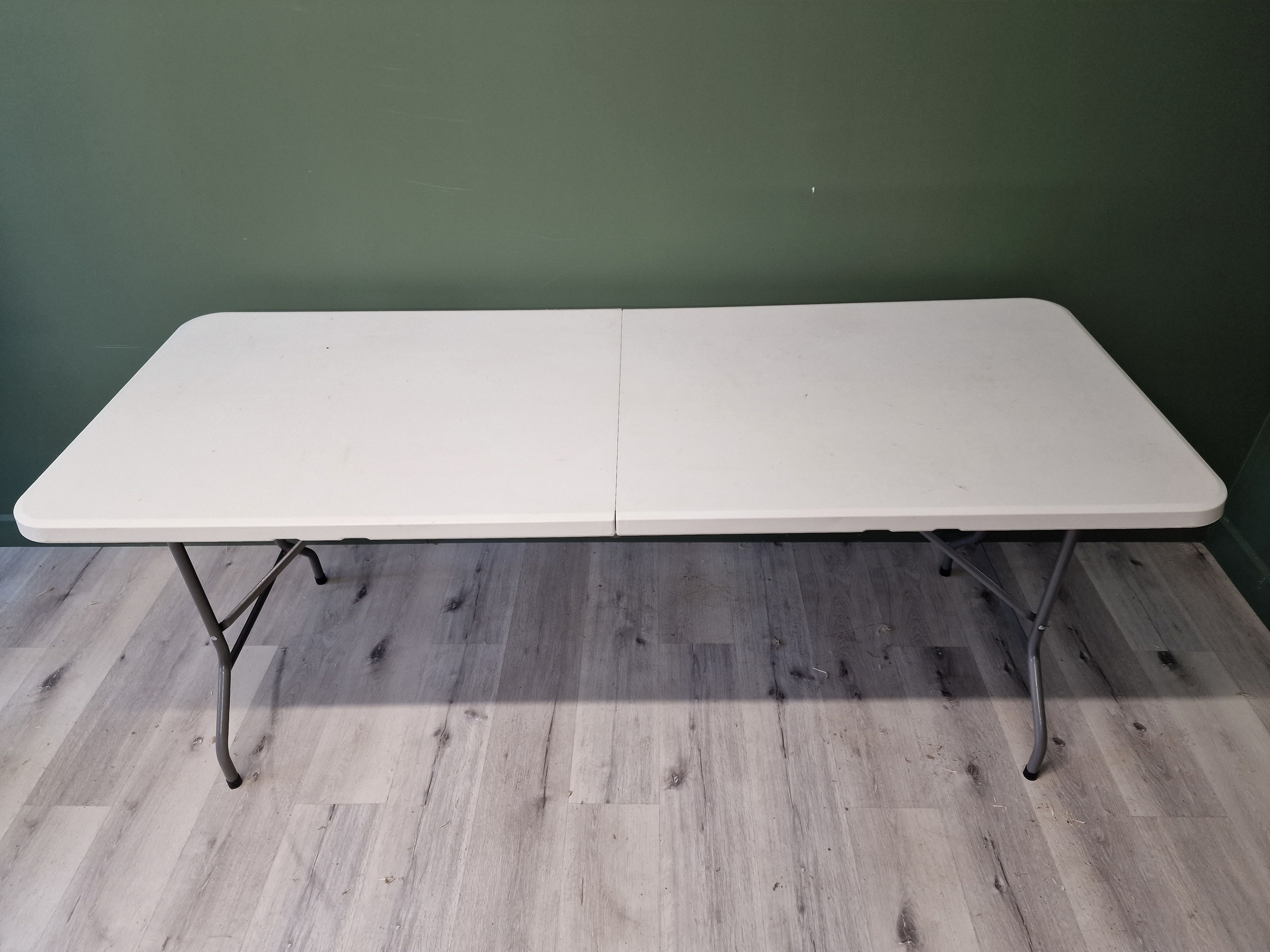 Table pliante rectangle 6 personnes