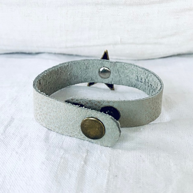 bracelet ZOE en cuir gris