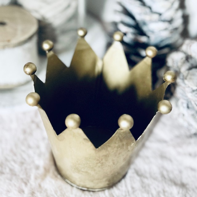 Pot couronne doré 1