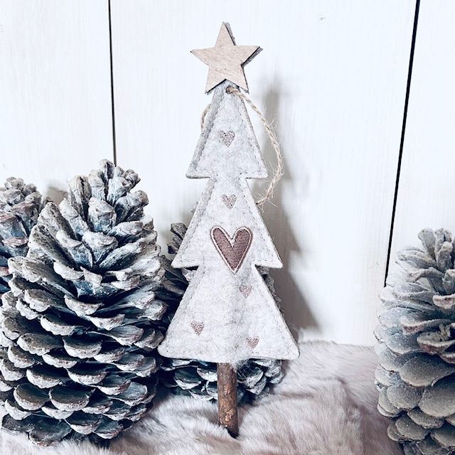 sapins beige feutre 1