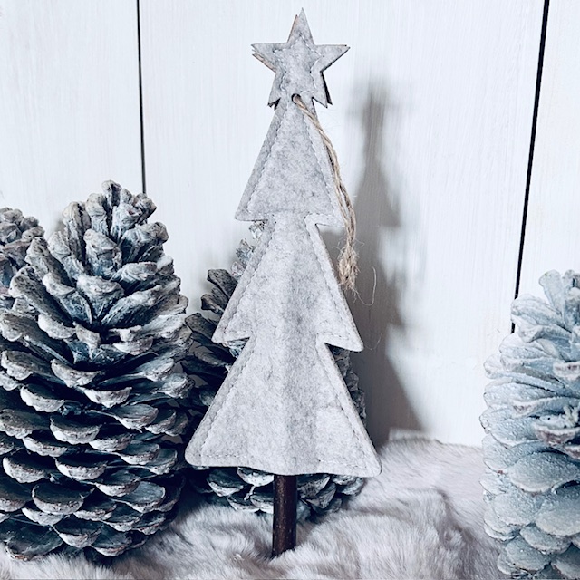 sapins beige feutre 1 verso