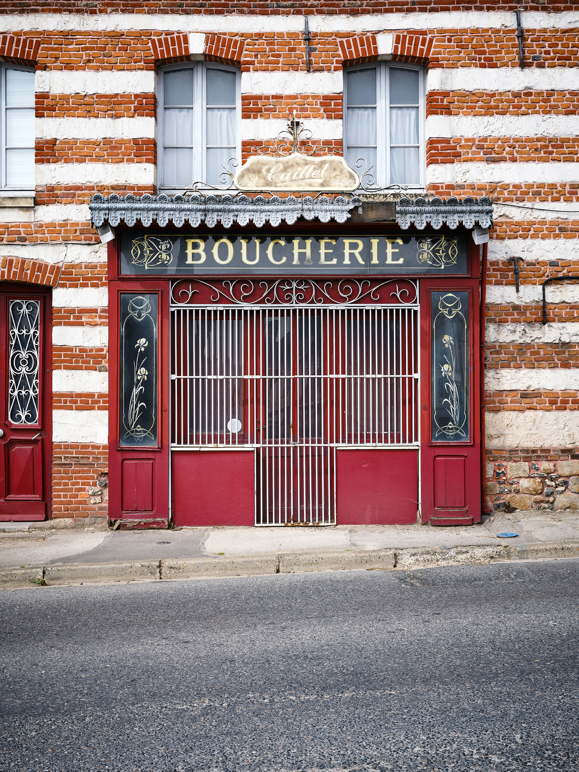 ROUGE BOUCHERIE II 2500px