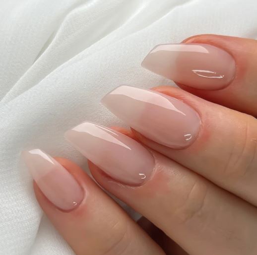 Vernis semi permanent doi nudi Gel Beige