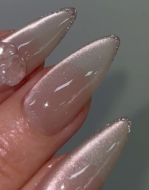 Vernis gel semi permanent magnet nail art