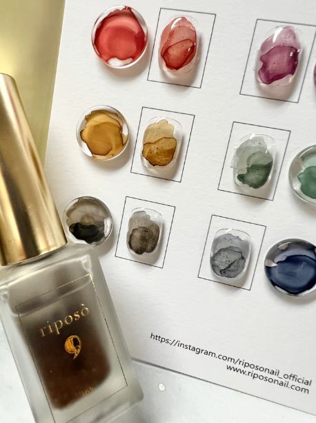 Encres et vernis semi permanent Riposo vernis semi permanent coréen