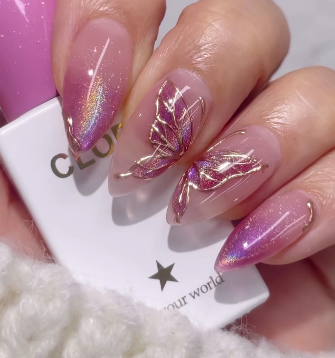 vernis semi permanent coréen holographique et magnetique