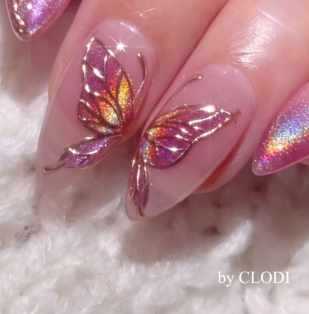 Vernis semi permanent clodi holographique et magnetique rose