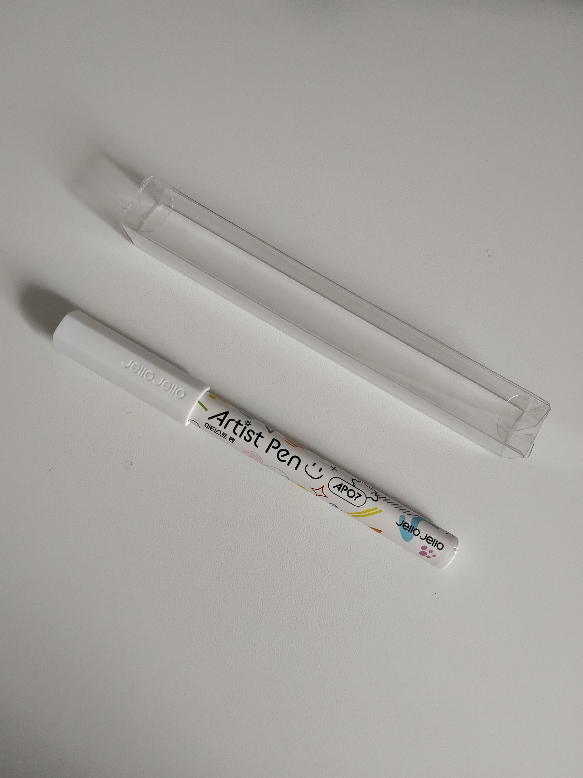 artist-pen-jello-jello-blanc