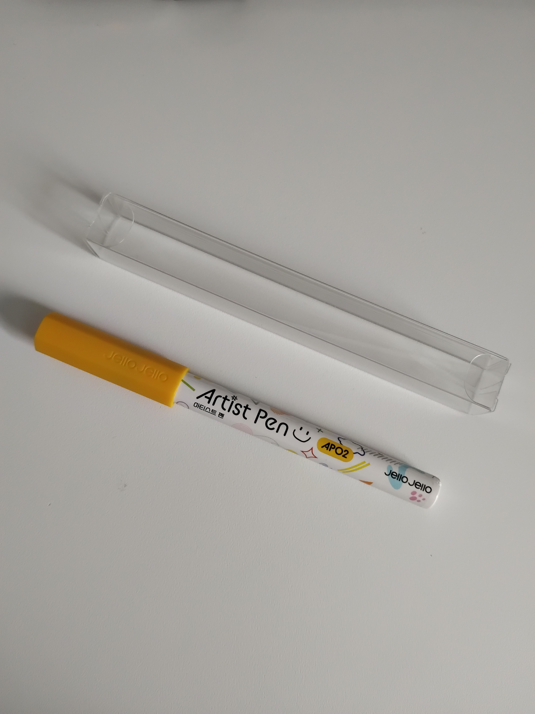 artist-pen-jello-jello-jaune