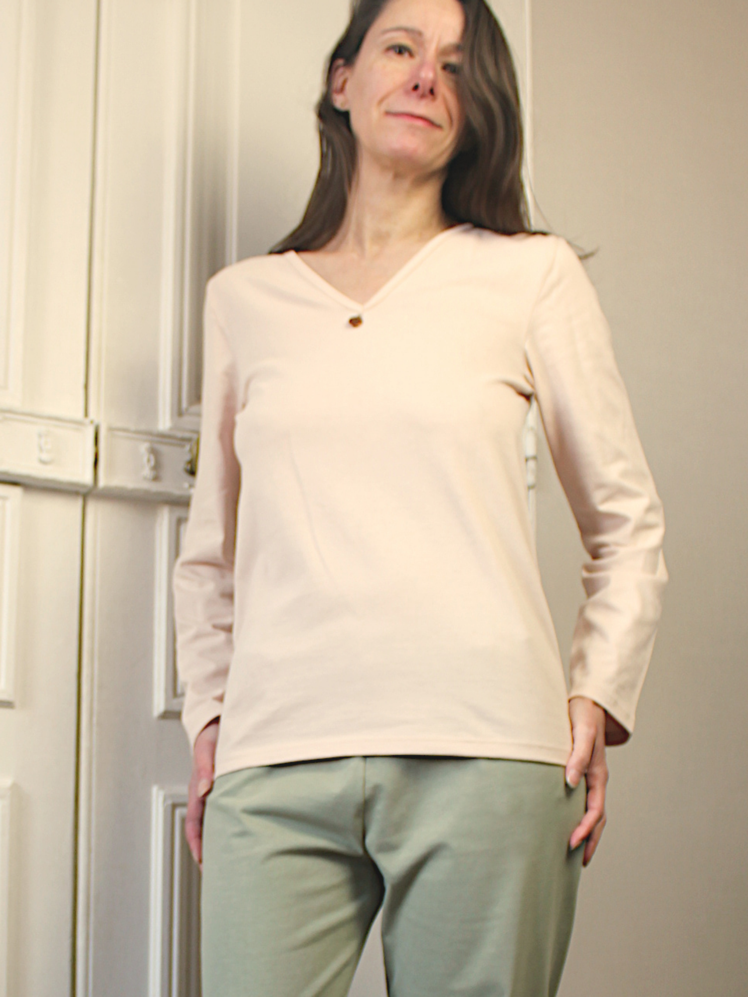 Haut de pyjama coton manche longue femme et teinture végétale zoom Sable rose - Natura Feel