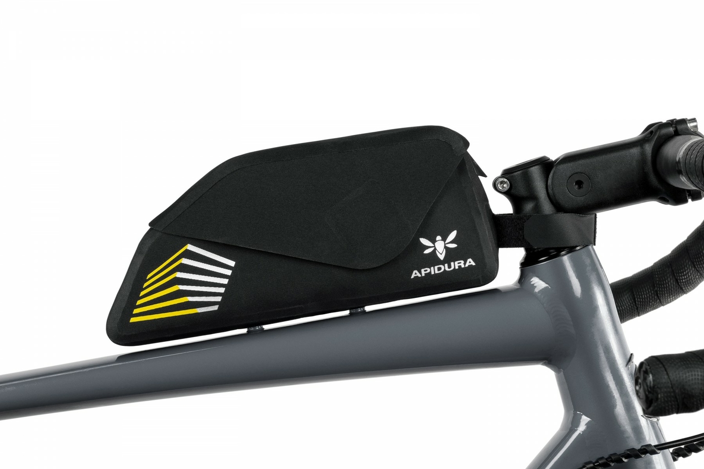 apidura-racing-bolt-on-top-tube-pack-1l-on-bike-1-hires