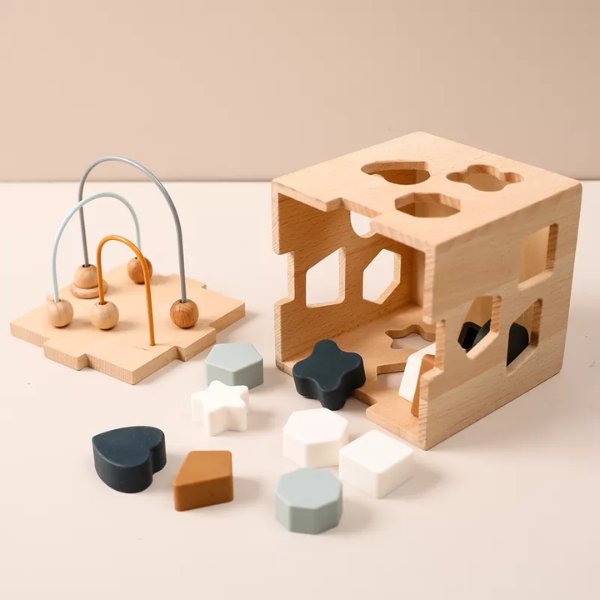 cube dactivités en bois montessori
