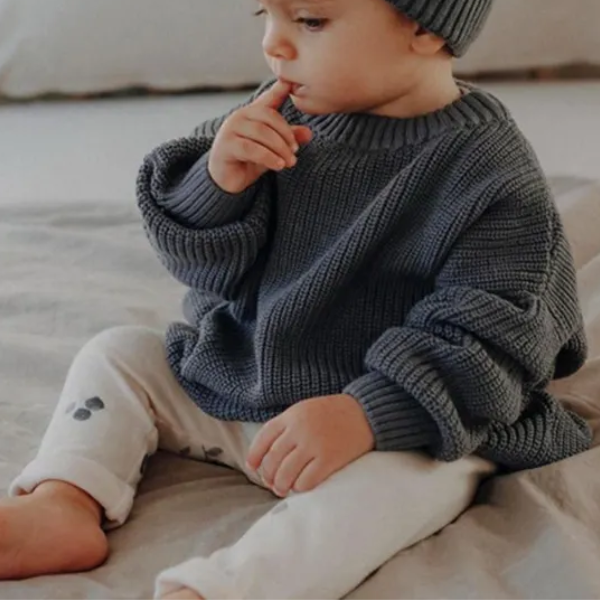 pull gris laine tricoté bébé