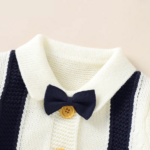 combinaison tricotée en laine bébé garçon avec noeud papillon bleu marine blanc