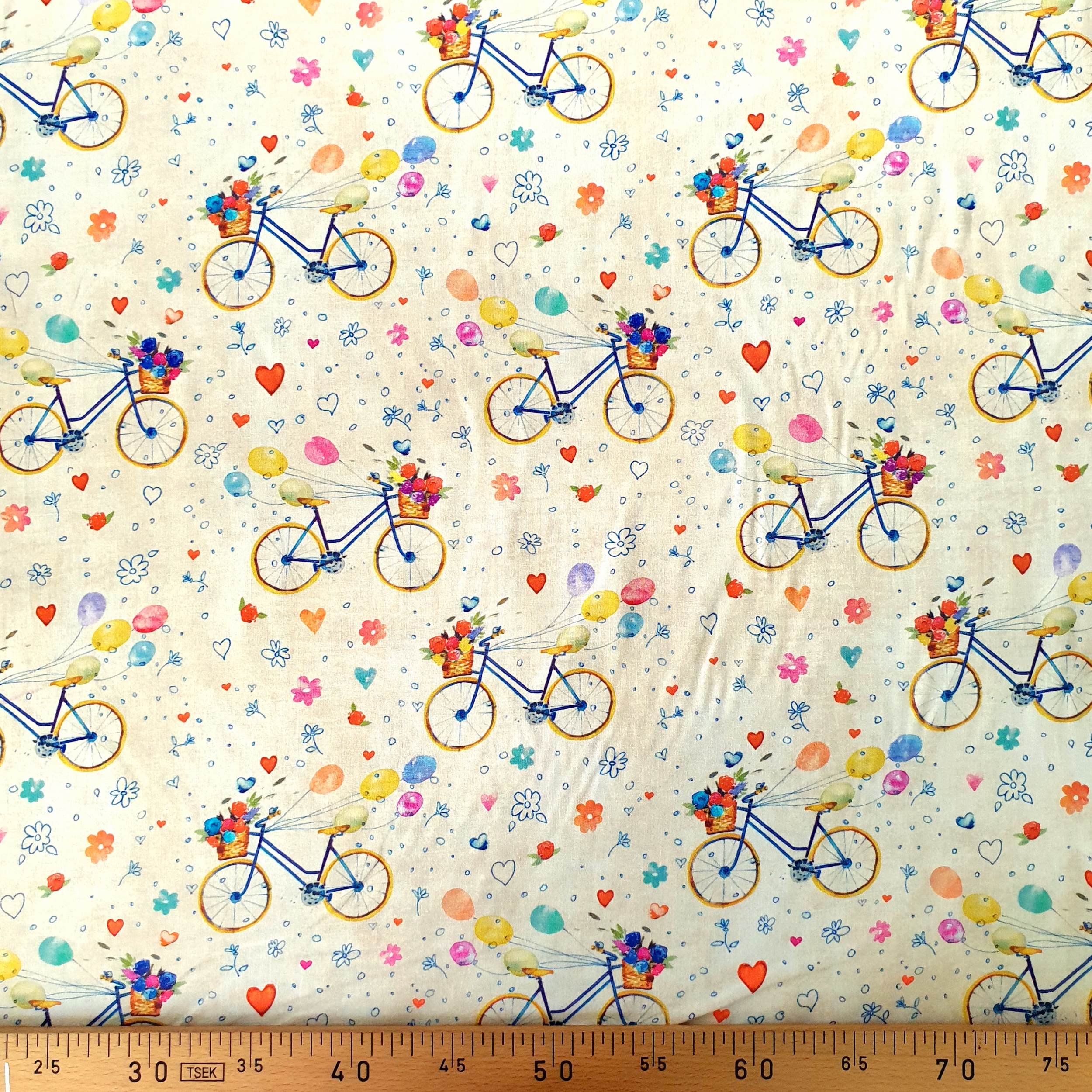 Coton percale beige vélo fleur ballon cœur byciclette.