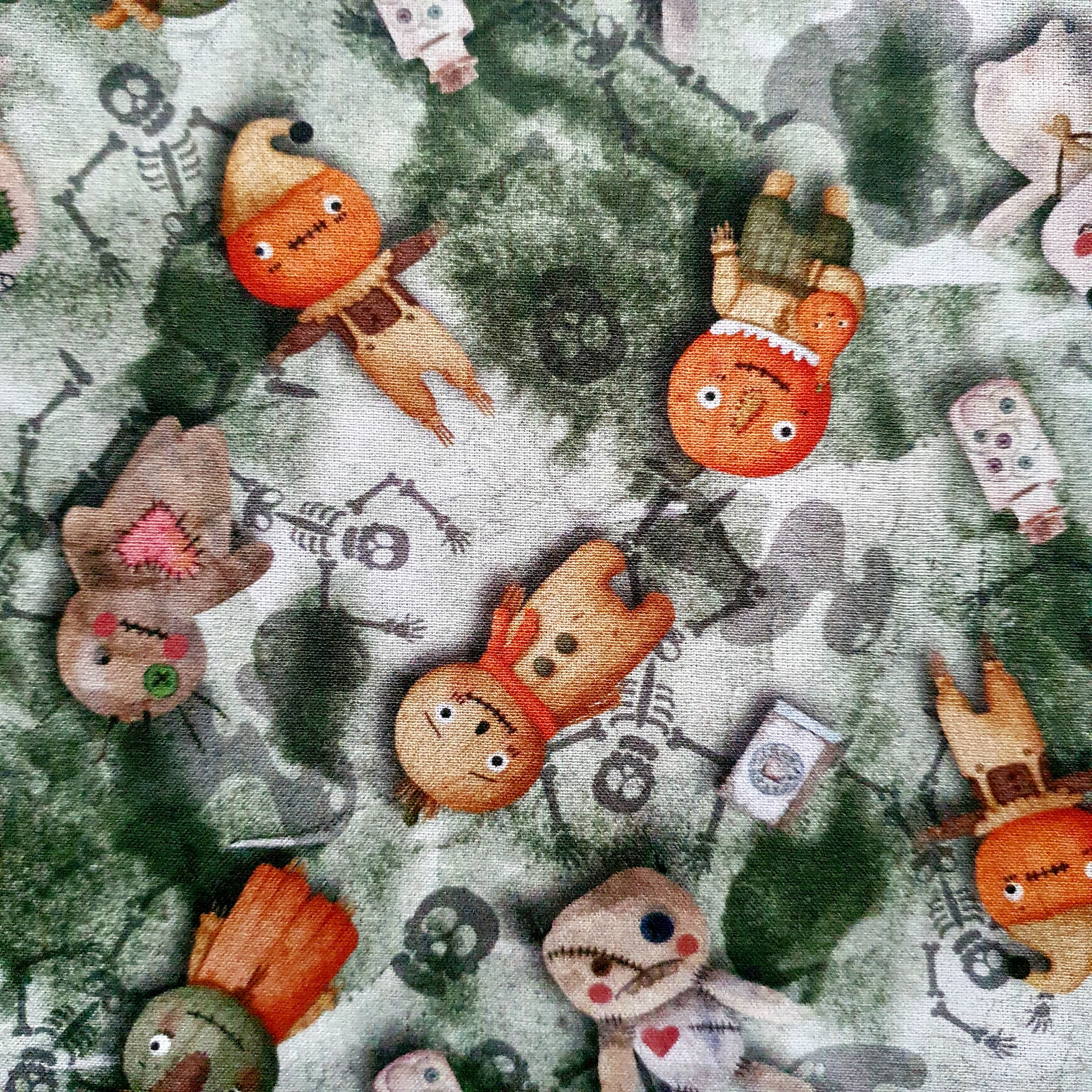 Tissu coton halloween citrouille poupée vaudou (1)