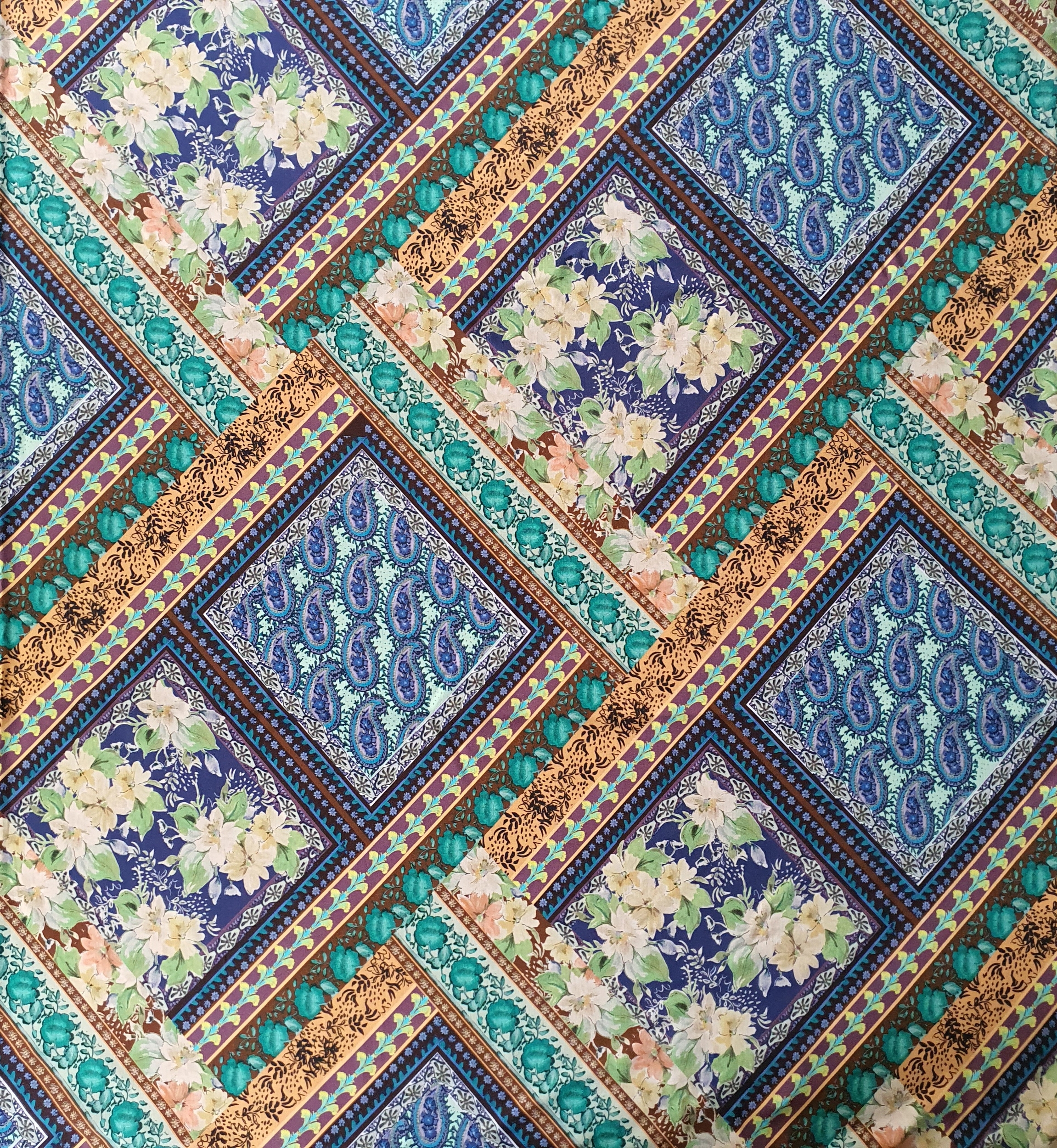 Tissu viscose imprimé carré de foulard de soie cachemire et floral bleu
